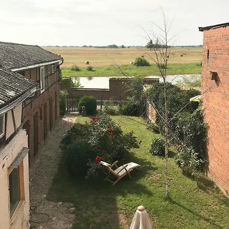 Tatil Evi Timber House For Outdoors Fans By Elbe