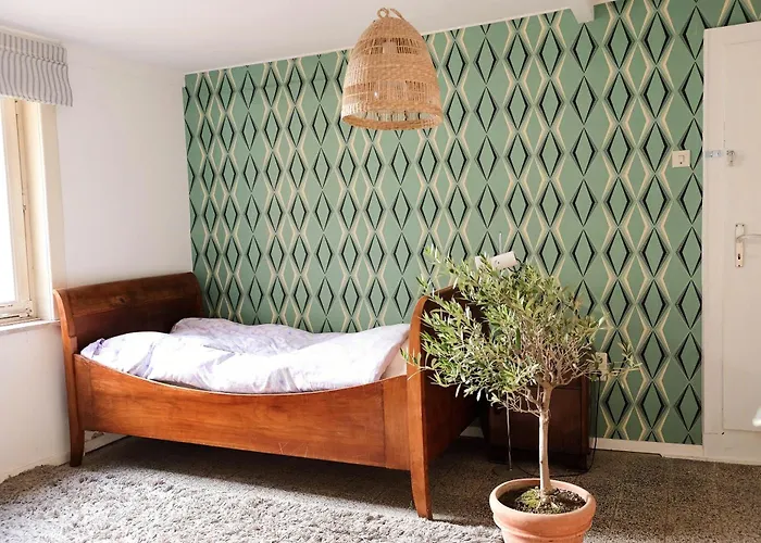 Timber House For Outdoors Fans By Elbe Schnackenburg