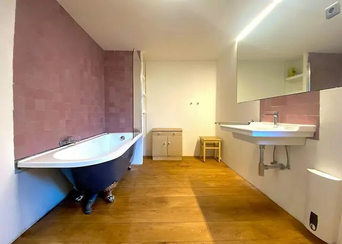 Timber House For Outdoors Fans By Elbe